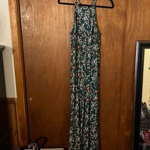 Floral maxi dress - size small
